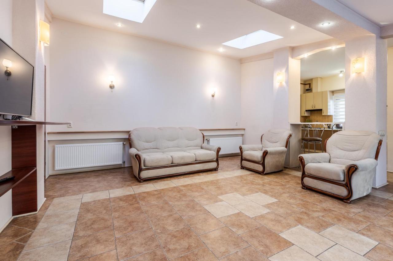 Mangal And Terrace In Center Apartment Lemberg Exterior foto