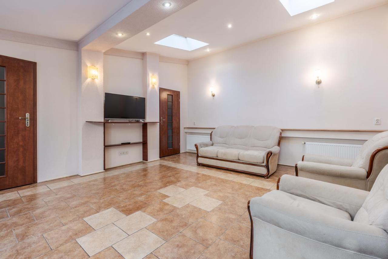 Mangal And Terrace In Center Apartment Lemberg Exterior foto