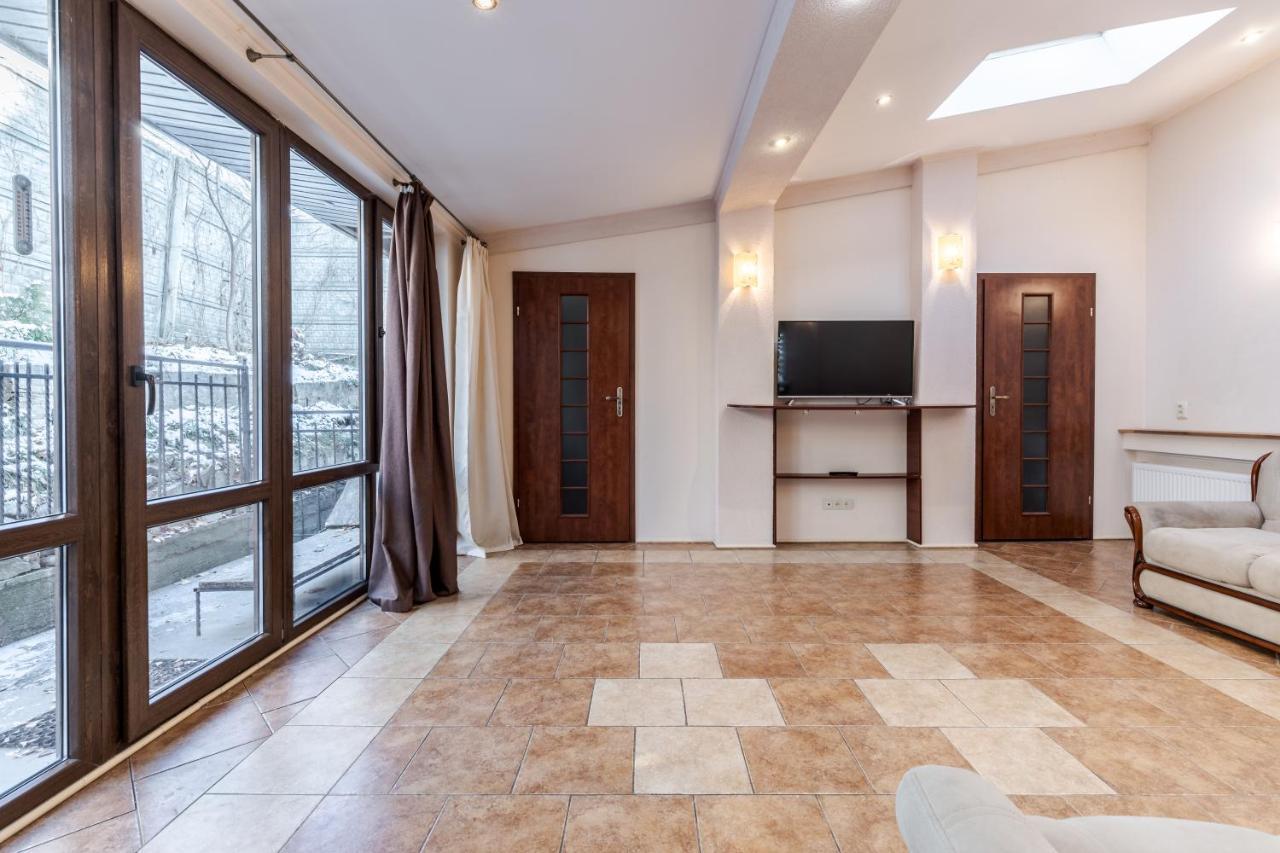 Mangal And Terrace In Center Apartment Lemberg Exterior foto