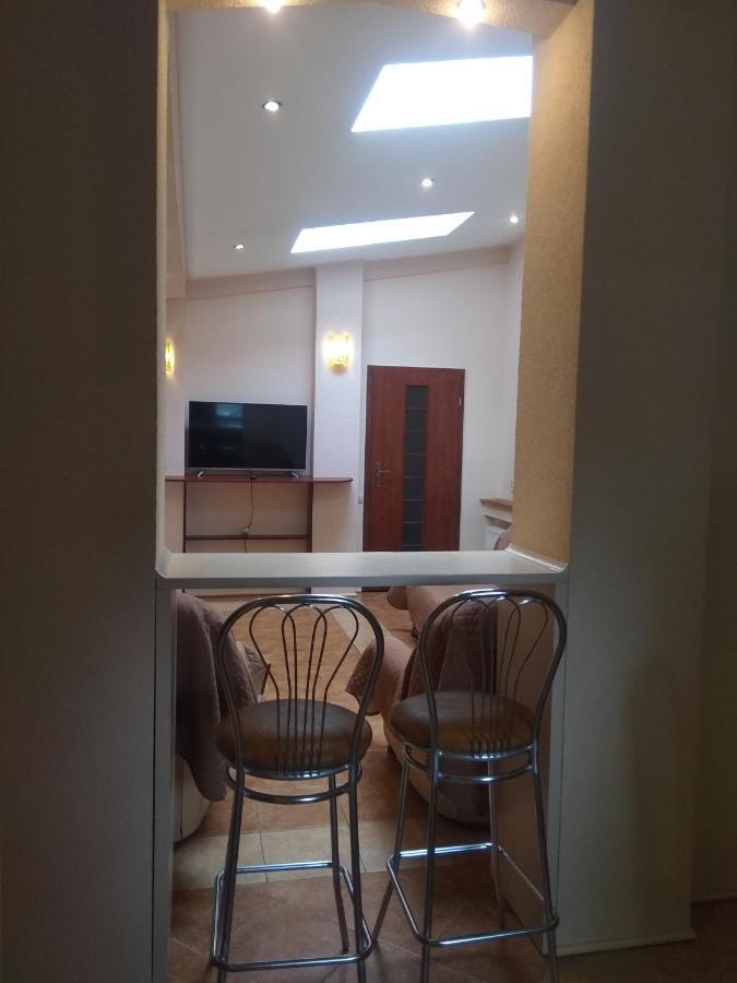 Mangal And Terrace In Center Apartment Lemberg Exterior foto